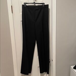 NWOT Women’s Size 10 Dress Pants. Inseam is about 31”. Super nice